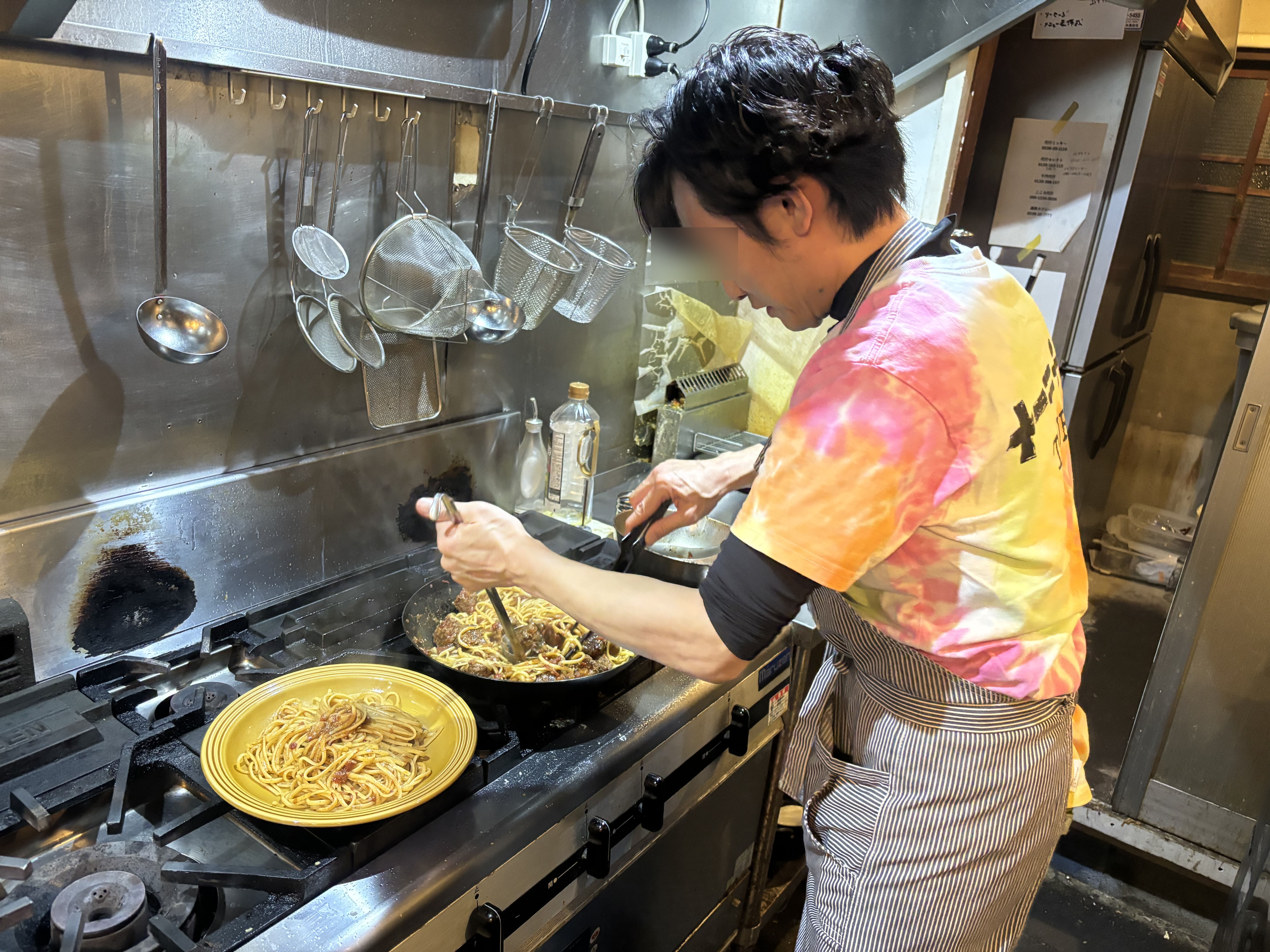 料理をしている様子２